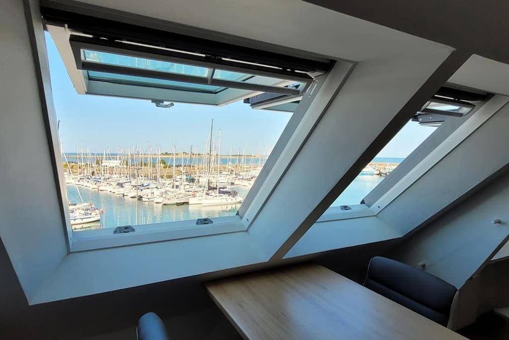 Loft - duplex les pieds dans l'eau vue mer 1
