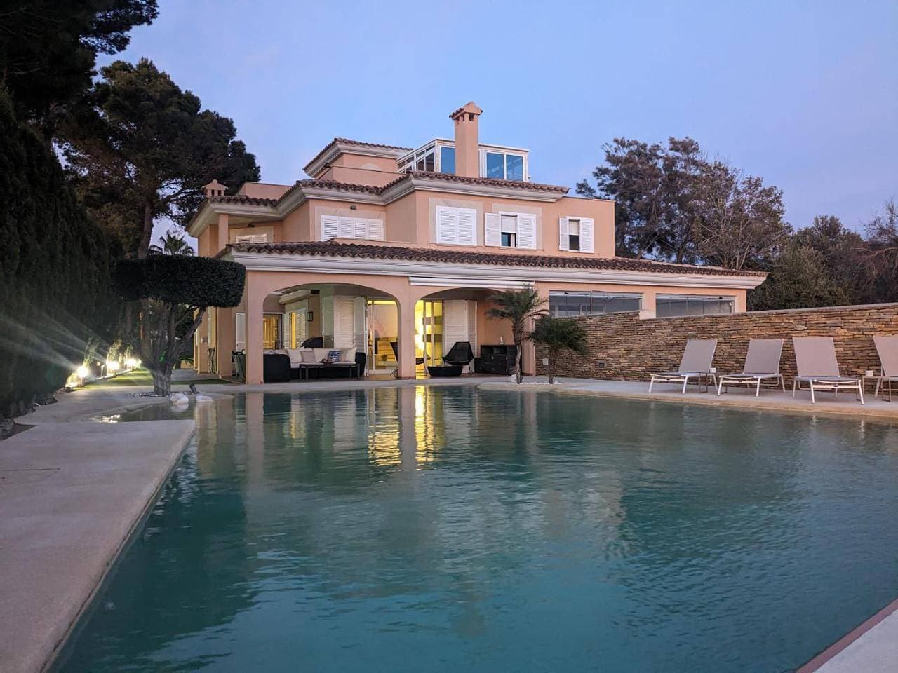 Foto 11 von 35: Villa