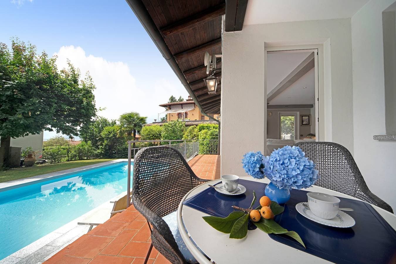 Foto 2 von 29: Haustierfreundliche Villa “Luxury Country House Domaso” mit Pool und Seeblick