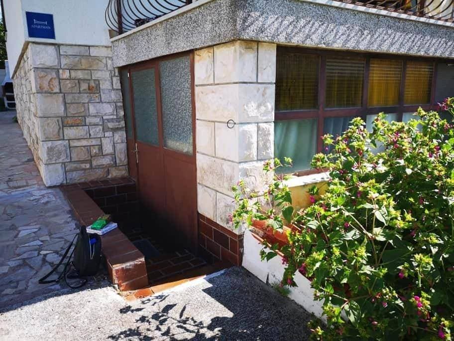 Foto 4 von 9: Apartment with Shower