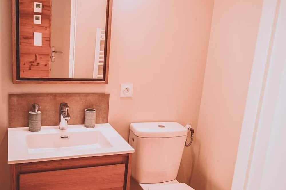 Foto 7 von 16: Gîte-Modern-Ensuite mit Bad-Terrasse-4 étoiles