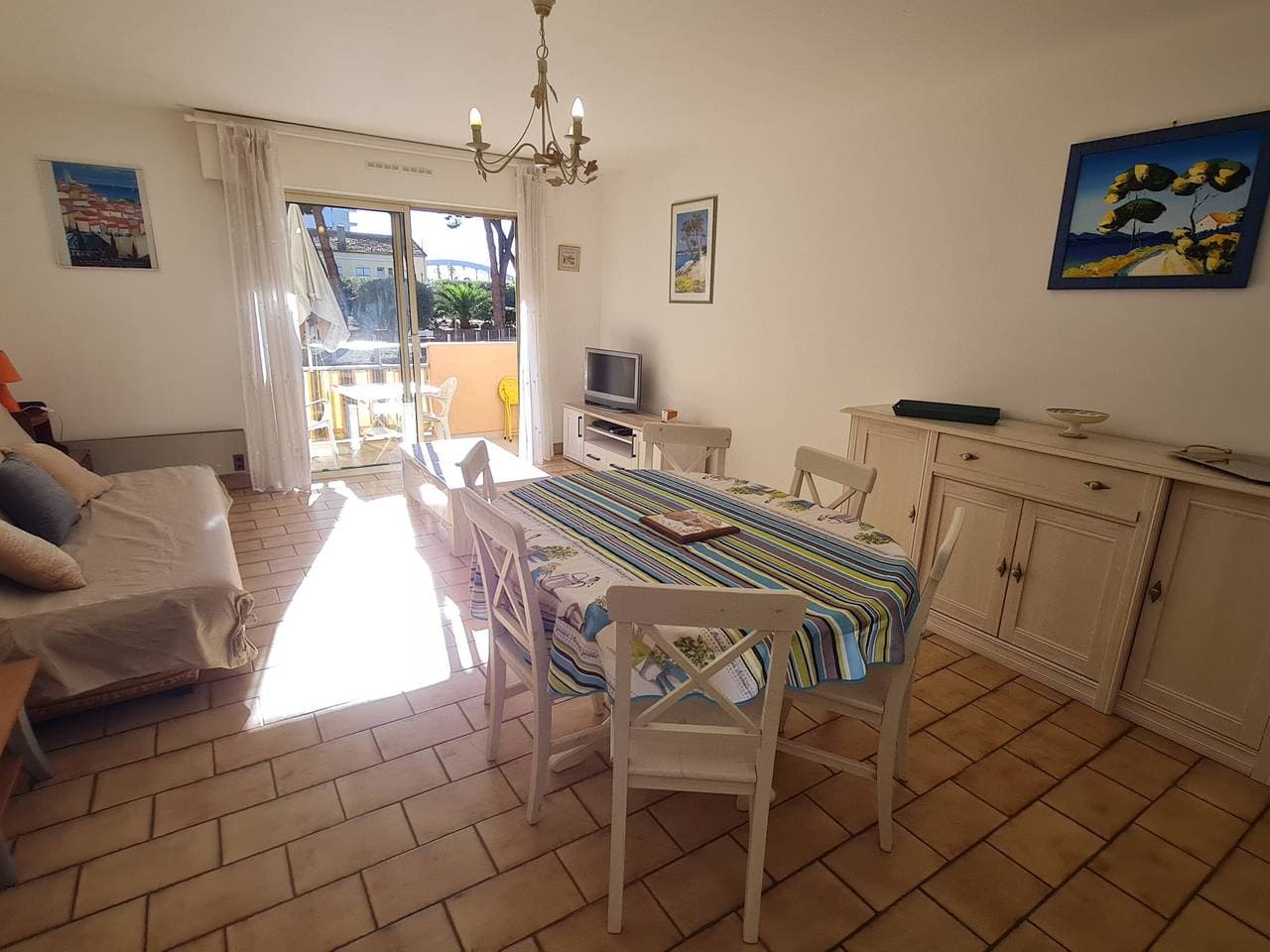 Foto 4 von 23: 2-Zimmer-Wohnung mit Klimaanlage, Pool und Haustieren in Sainte-Maxime