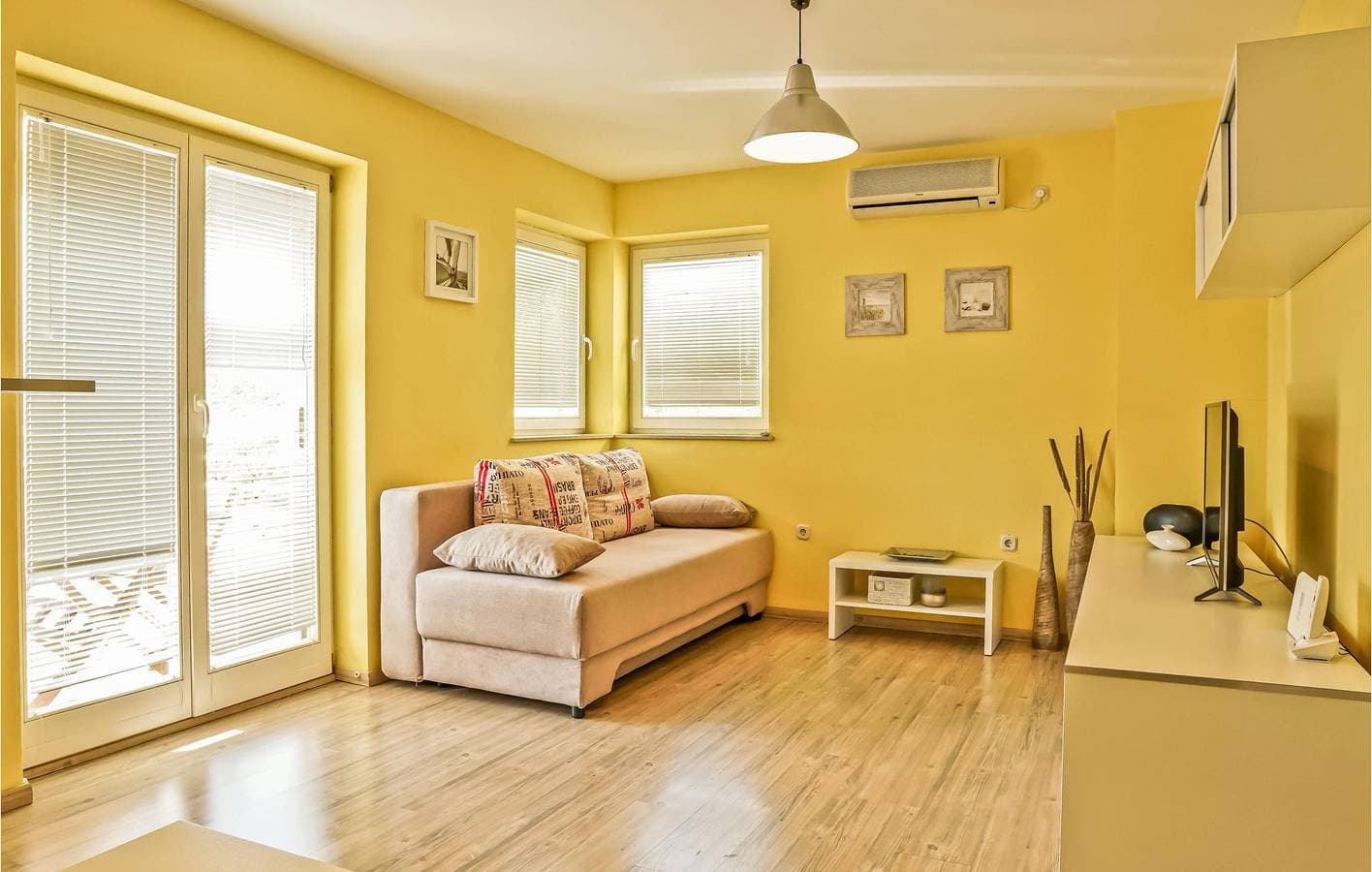 Foto 6 von 27: Schickes Apartment mit Terrasse, 700 m vom Strand entfernt und mit moderner Ausstattung