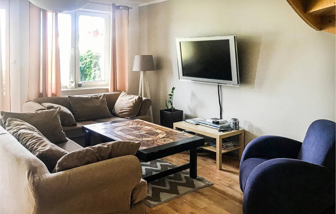 Foto 3 von 14: Ferienhaus für 8 Personen mit Terrasse