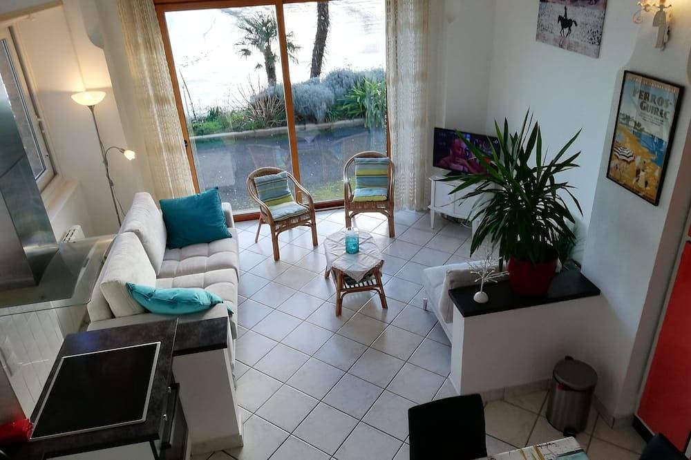 Foto 9 von 30: ** Herrlicher Meerblick ** in einer 4-Zimmer-Komfortwohnung, direkter Zugang zum Strand, Park, WLAN