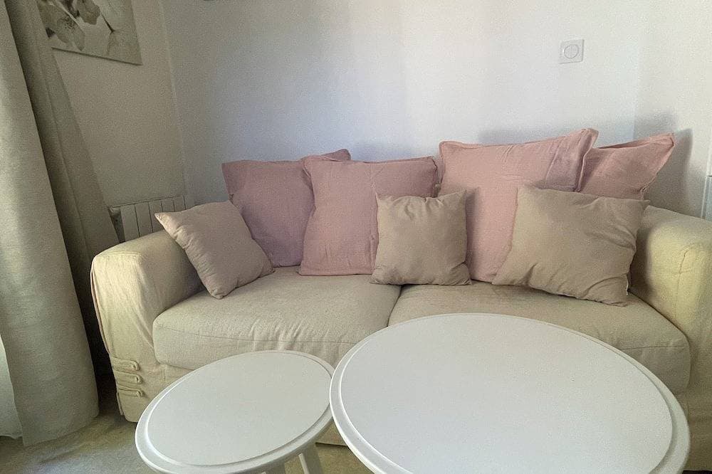 Foto 6 von 15: Quiet tiny house with a patio and 1 parking space, right in the heart of downtown Bayeux