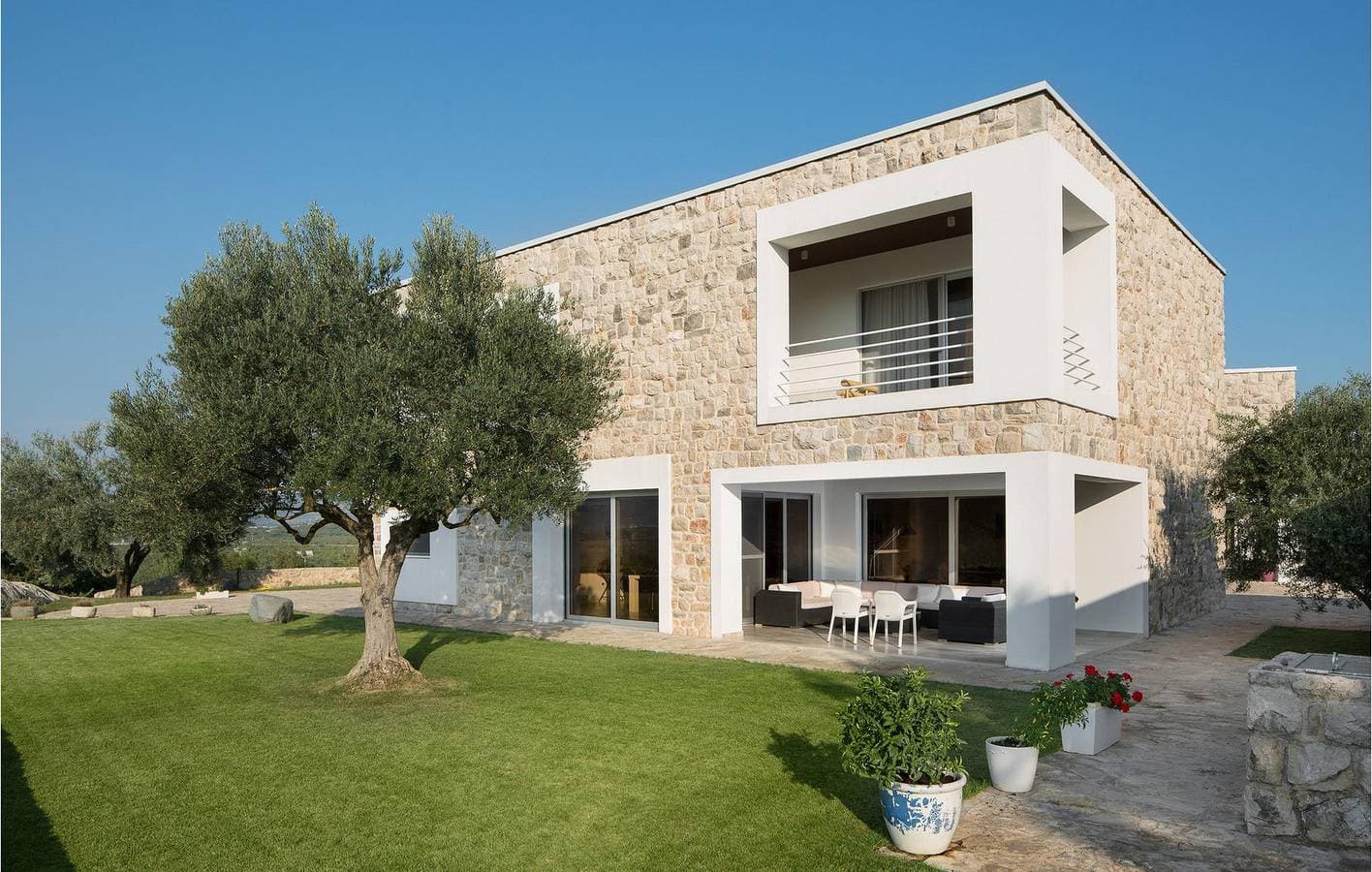 Foto 3 von 63: Ferienhaus für 14 Personen mit Garten