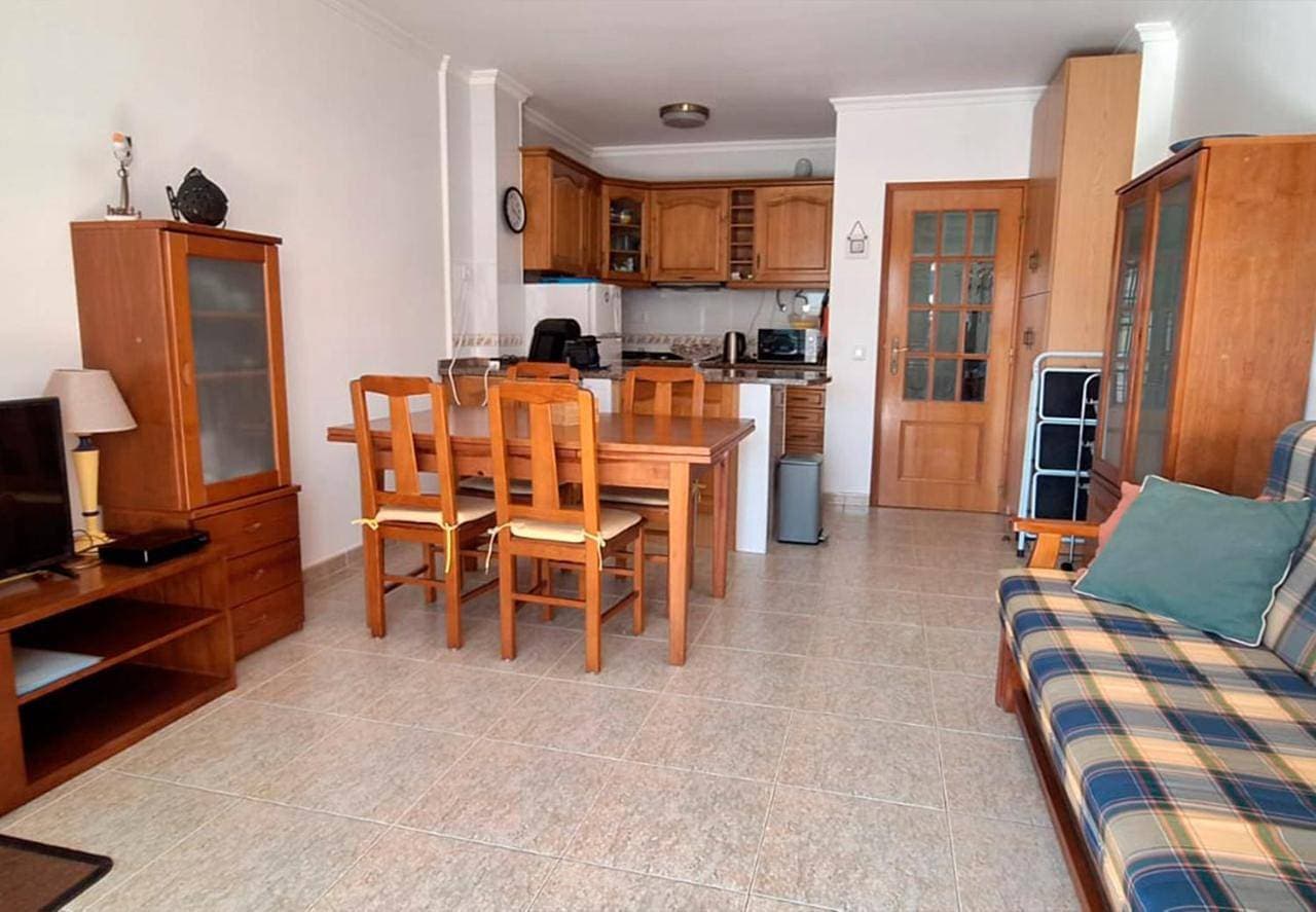 Foto 4 von 27: Two-Bedroom Apartment