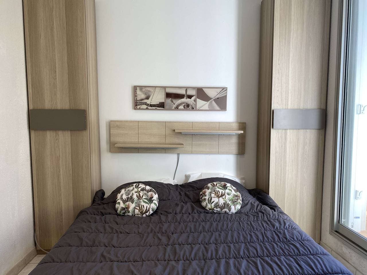 Foto 10 von 14: Helle 2-Zimmer-Wohnung mit Terrasse und Klimaanlage