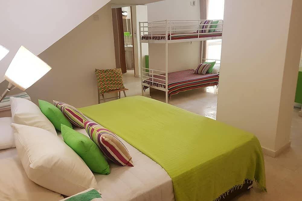 Foto 4 von 30: Villa Limonia, 5 Schlafzimmer Luxusvilla mit Eigenem Pool, Strand Grenzt an