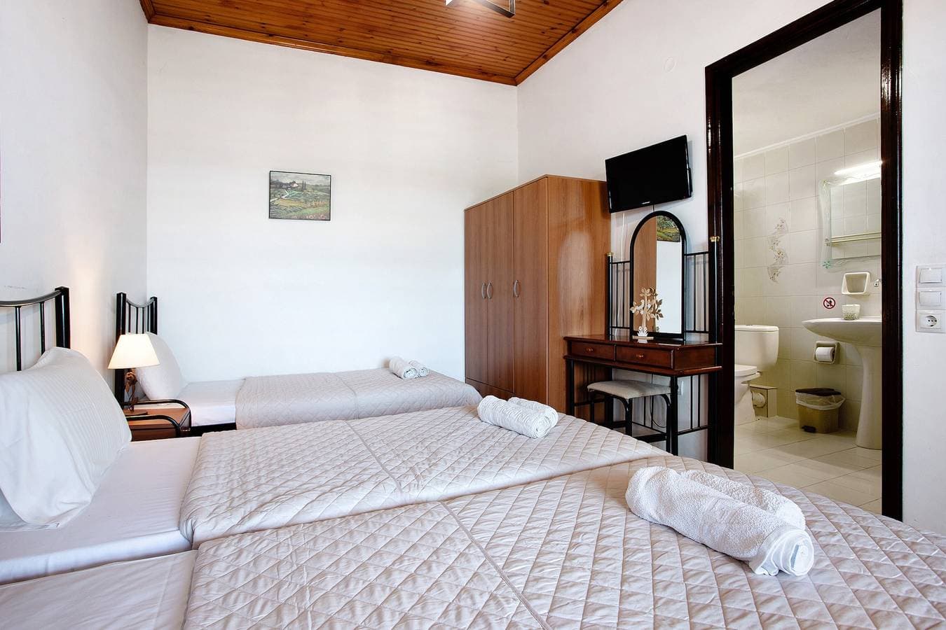 Foto 9 von 26: Ferienwohnung "Yiannis 5 Adults" mit Meerblick, Gemeinschaftsgarten und WLAN