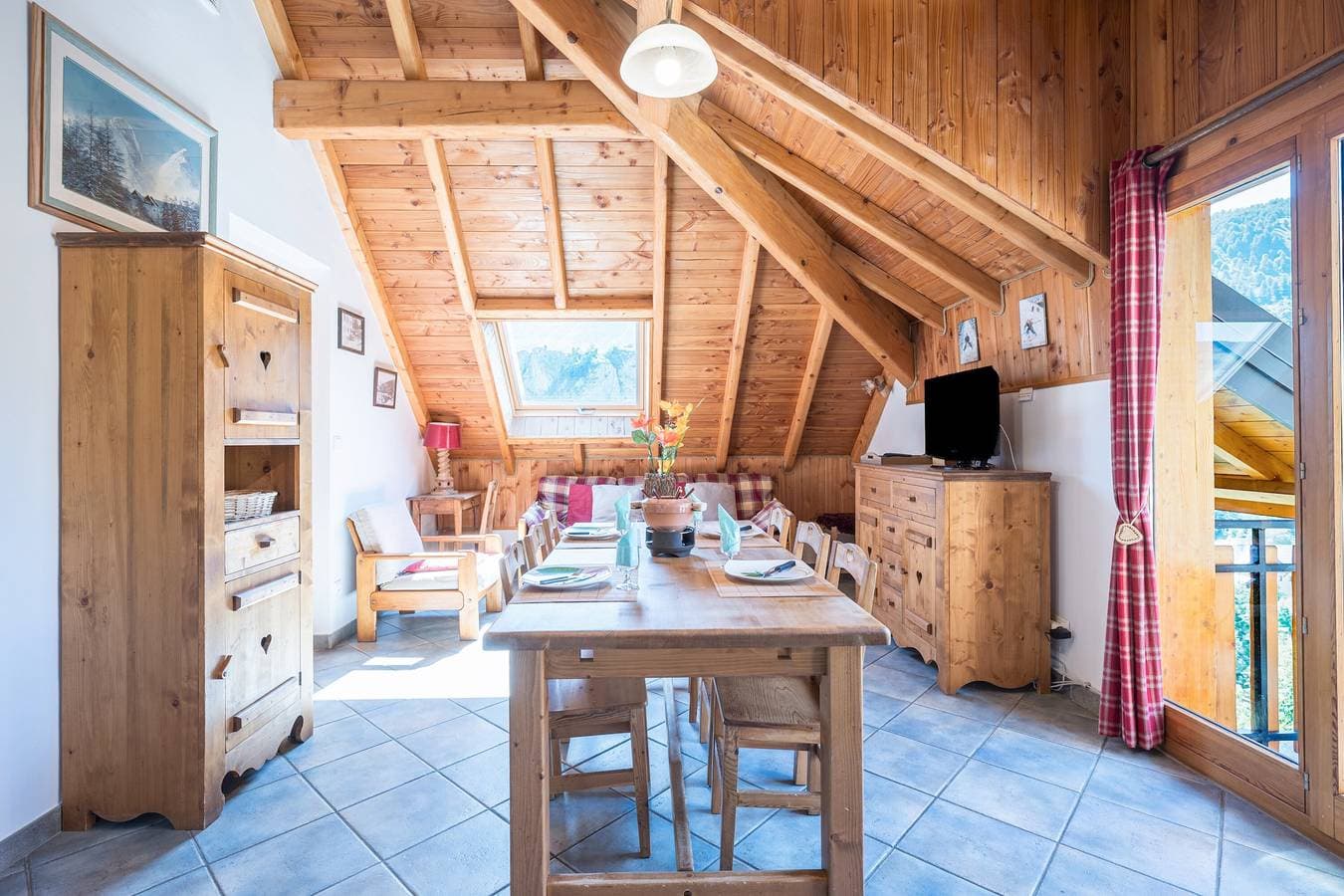 Foto 6 von 20: Chalet 'La Mouliniere 1' mit Bergblick, Balkon und Wi-Fi