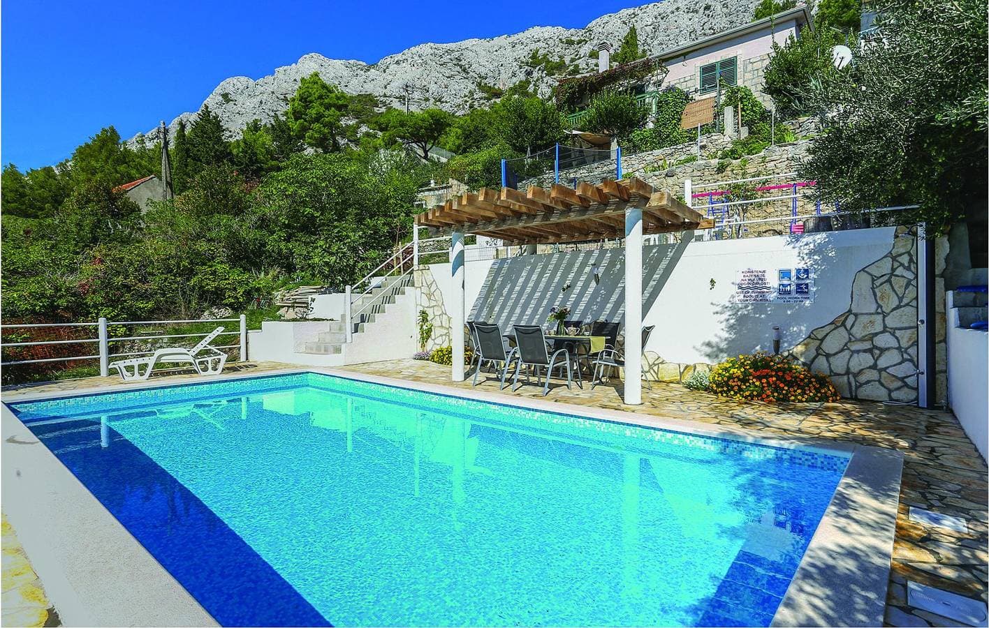 Foto 8 von 32: Apartment am Meer mit Pool und WLAN, nur 300 m vom Juto-Strand entfernt