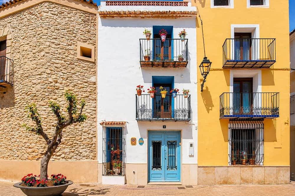 3 bedroom nice home in Sant Jordi 1