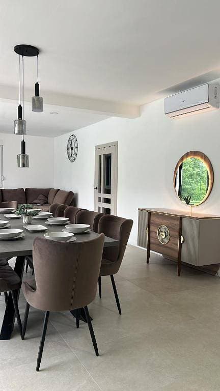 Foto 10 von 37: Luxury Villa Grey