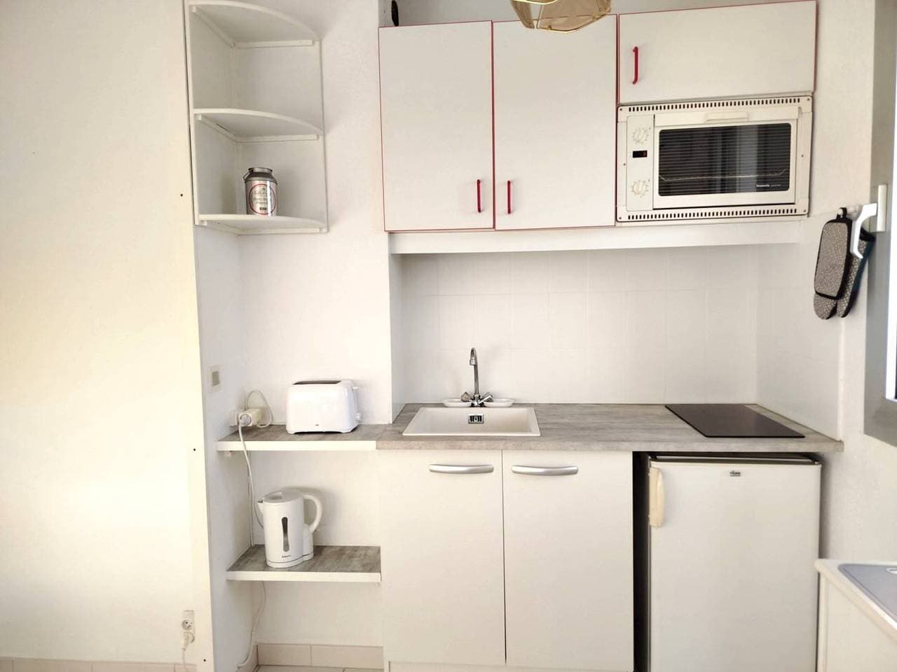 Foto 12 von 32: Ferienwohnung für 4 Personen mit Terrasse