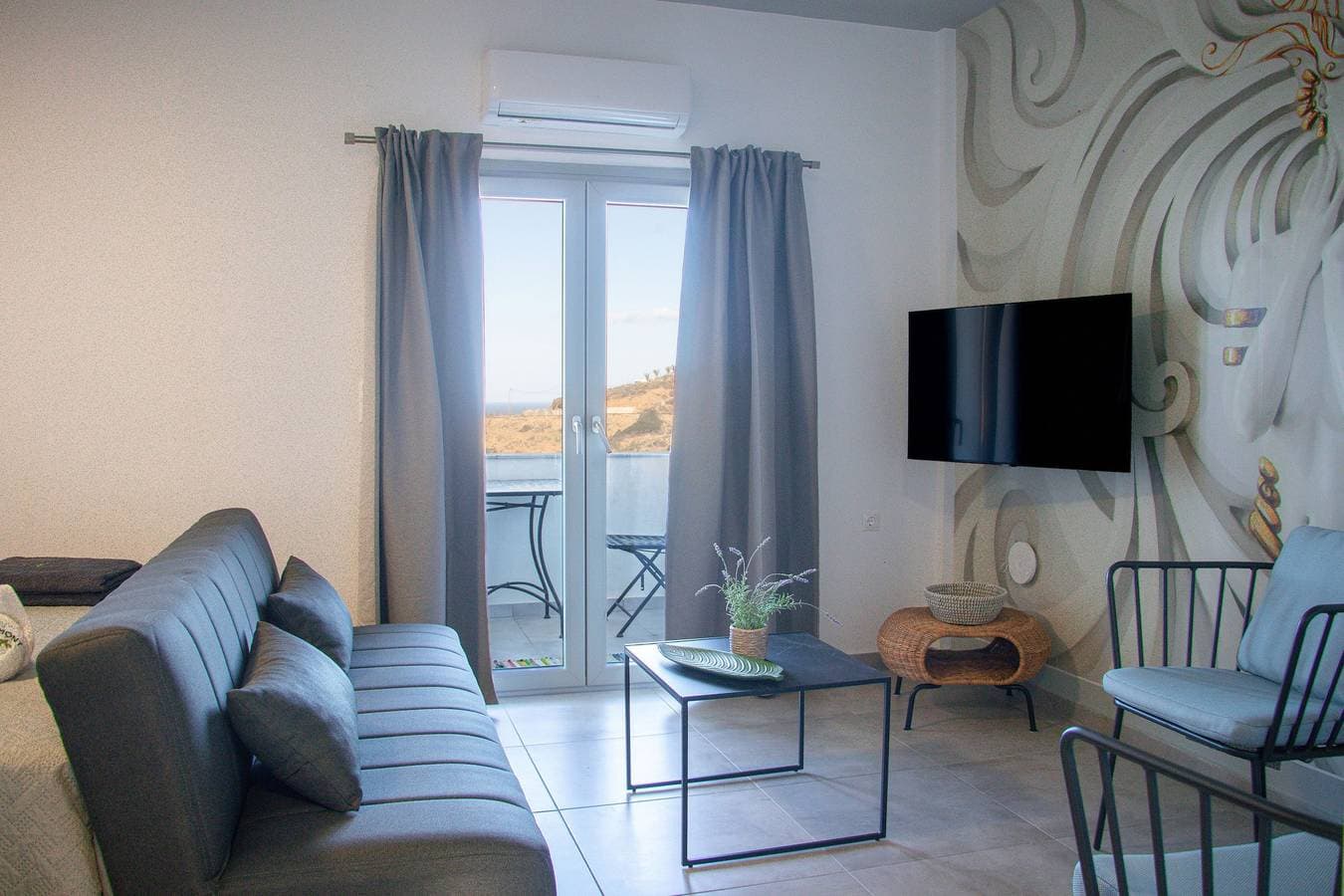 Foto 2 von 14: Ferienwohnung für 3 Personen mit Terrasse