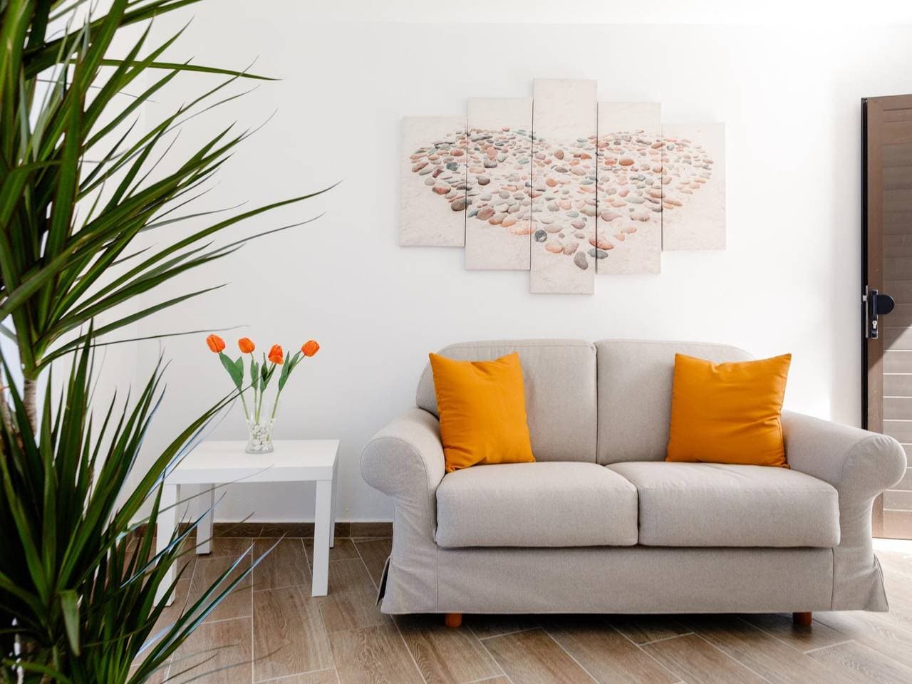 Foto 5 von 32: Ferienwohnung für 4 Personen mit Terrasse