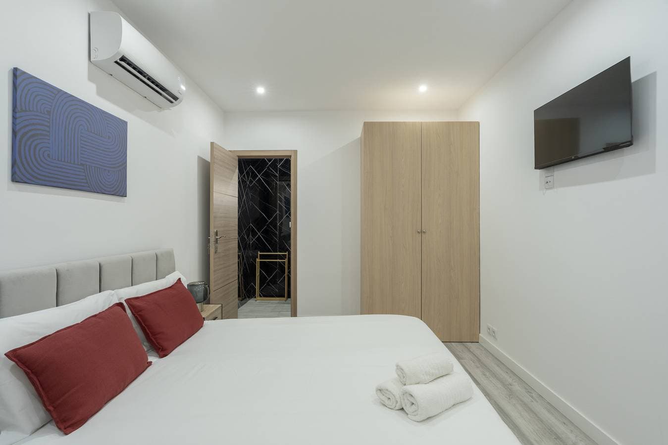 Foto 3 von 21: Lisbon Modern Suites V