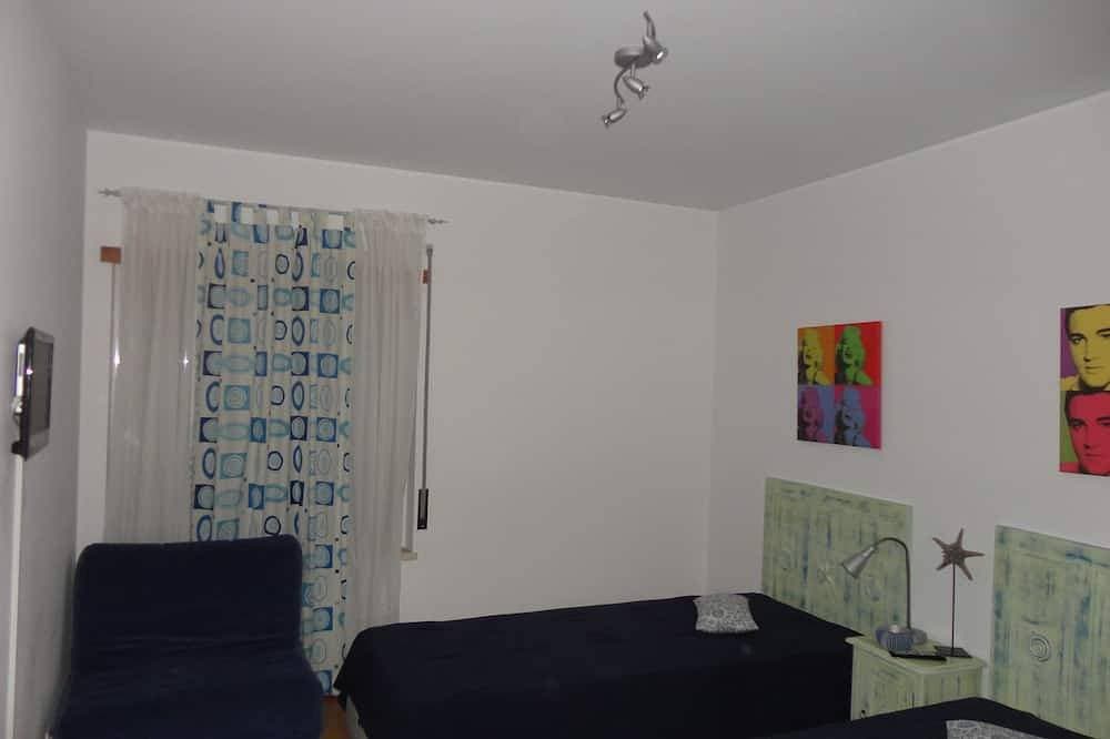 Foto 2 von 23: Wohnung neben dem Strand in Wohnanlage mit Innen- und Außenpool