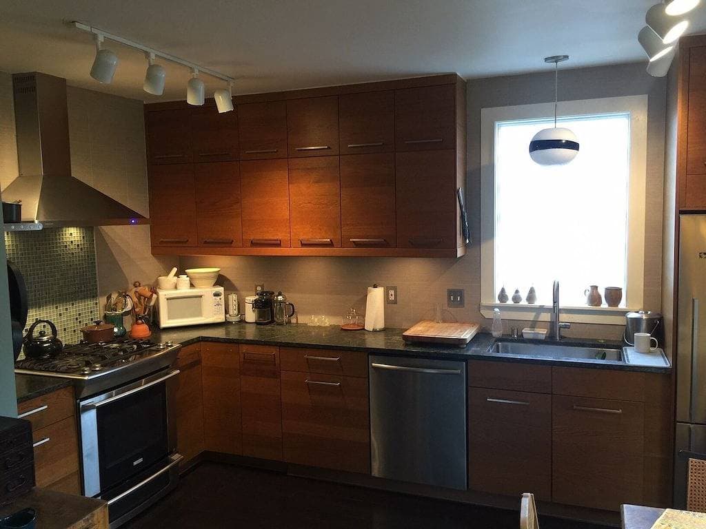 Foto 13 von 35: 2 Br / 1Bath Bright-Spacious Flat 2 Blocks vom Lake Merritt, 10 m zu Fuß von Bart