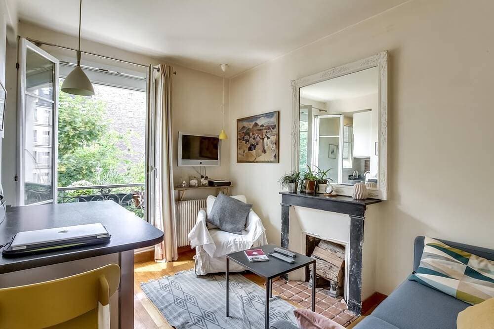 Comfortable and Cosy apt close to Eiffel Tower 1
