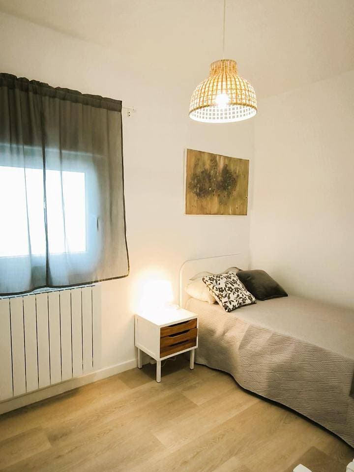 Foto 11 von 33: Three-Bedroom Apartment
