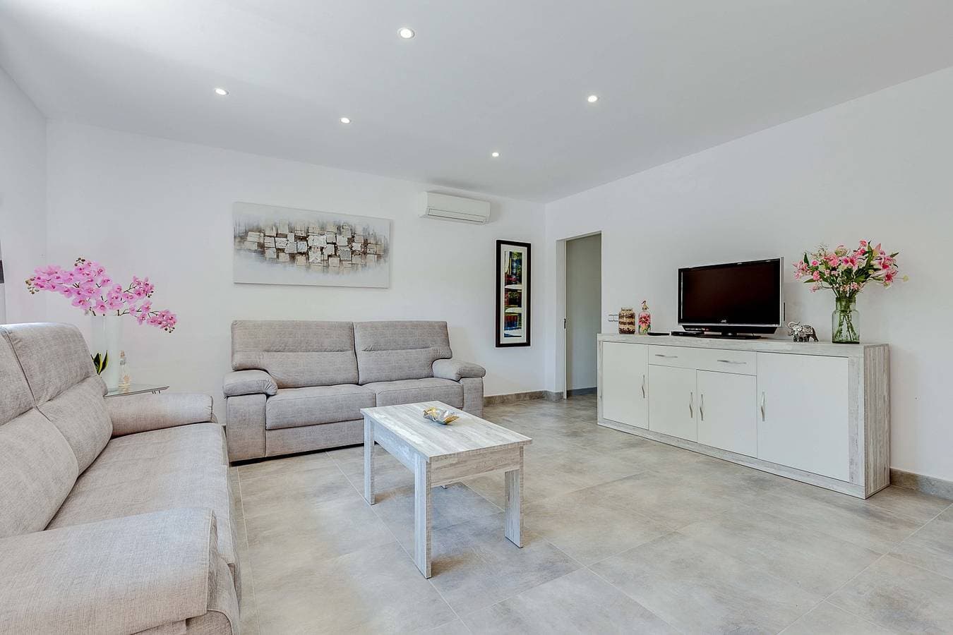 Foto 6 von 17: Villa für 6 Personen mit Terrasse