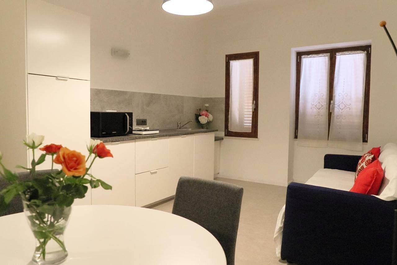 Foto 4 von 29: One-Bedroom Apartment