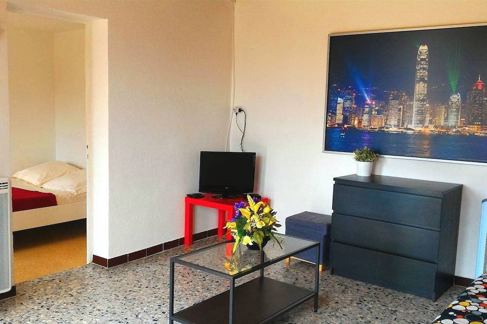 Foto 3 von 21: Sanary S / Mer Schöne Wohnung + Terrasse und Garten für 4 Personen!