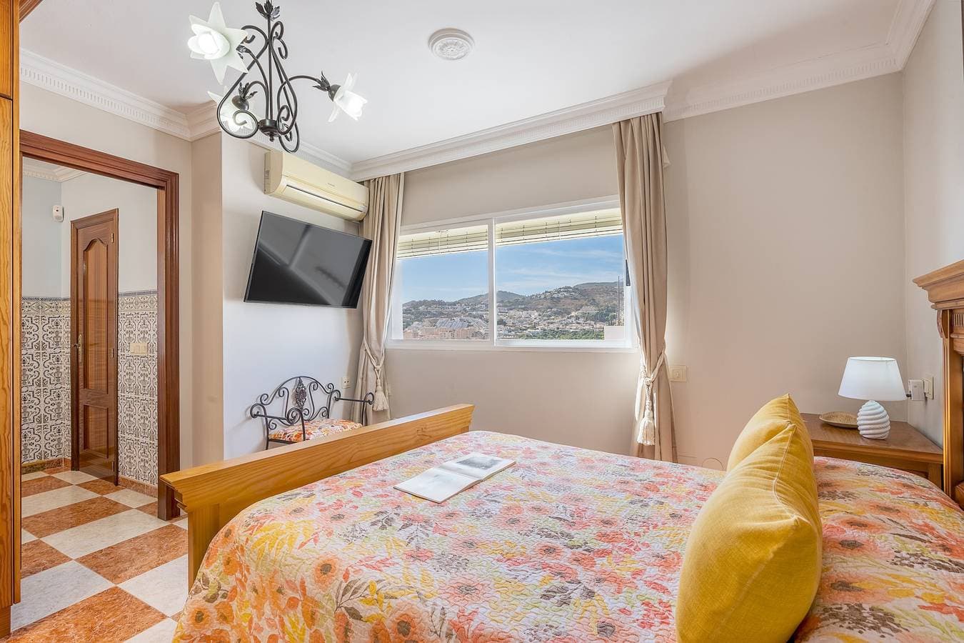 Foto 9 von 28: Ferienhaus 'Carmen' mit Meerblick, WLAN und Klimaanlage