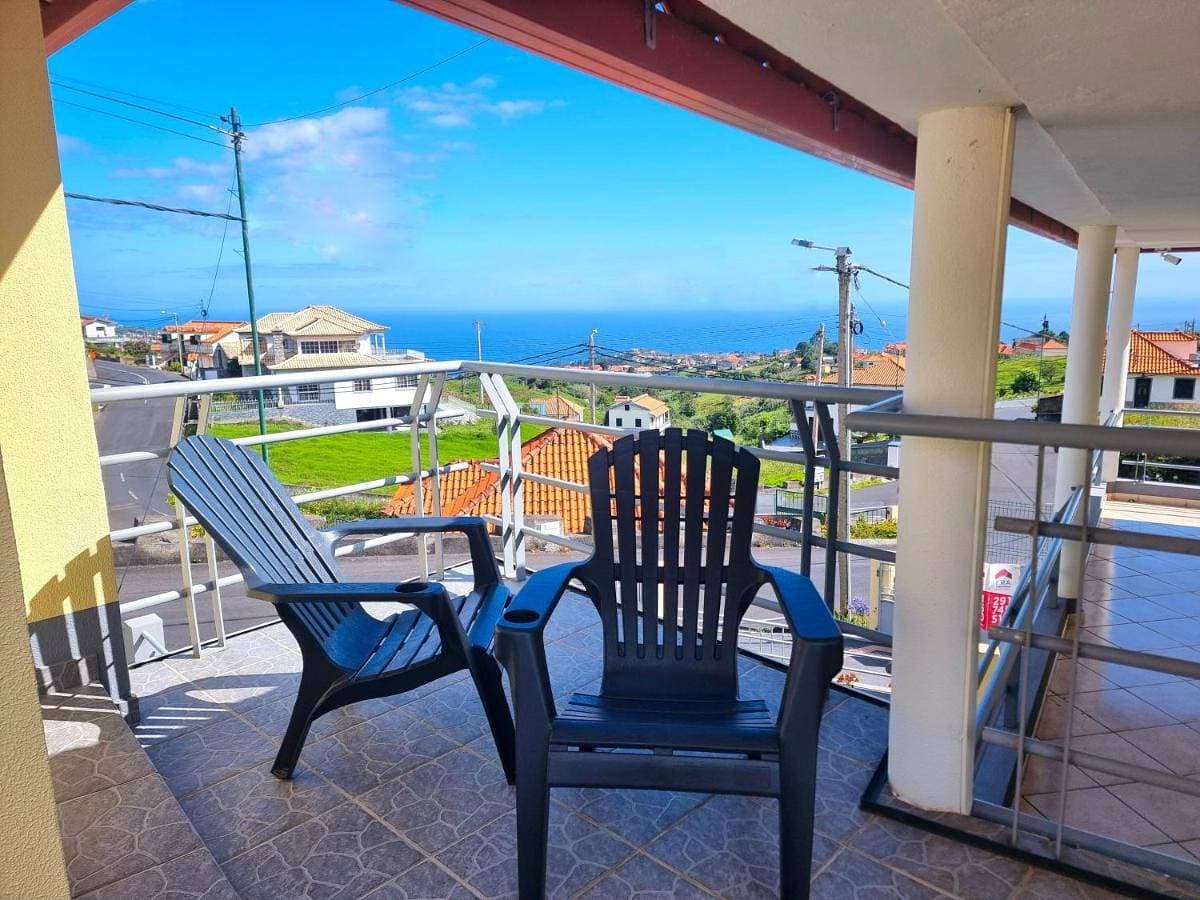 Nature Escape Near Pico Ruivo and Levada Walks, Terrace Views 1