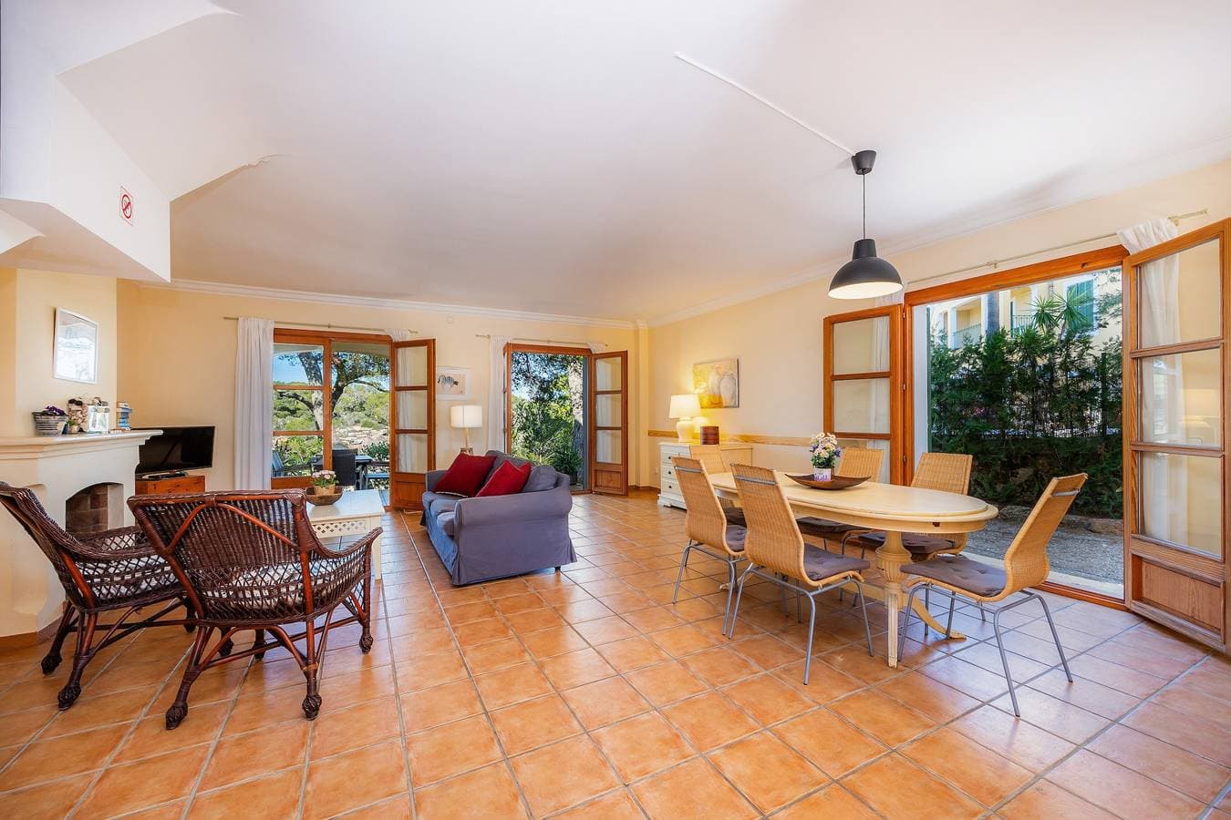 Foto 7 von 32: Cala Pi One mit privater Terrasse, WLAN und Klimaanlage