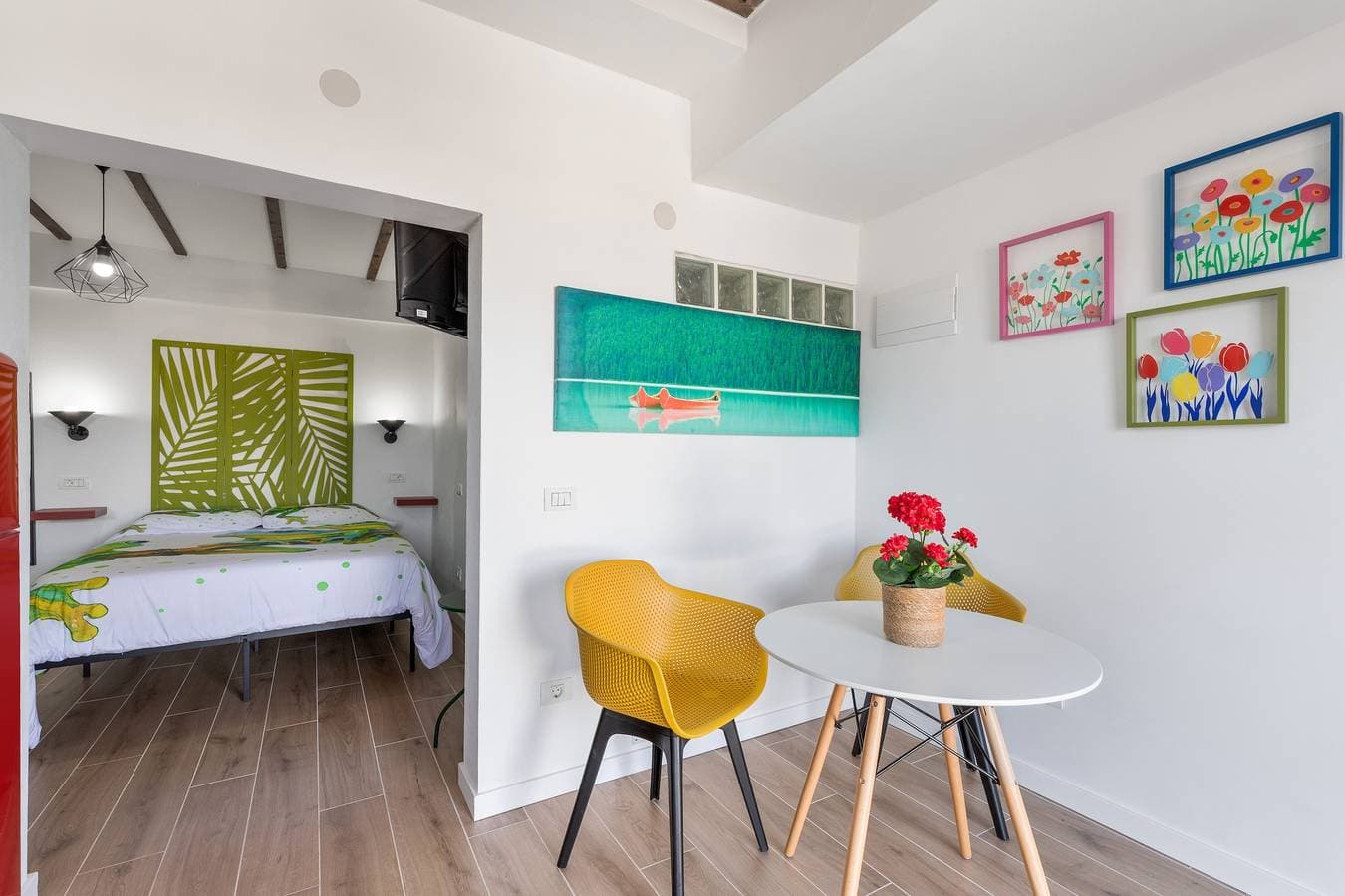 Foto 11 von 23: Ferienhaus 'Loft Limami' mit Meerblick, WLAN und Klimaanlage