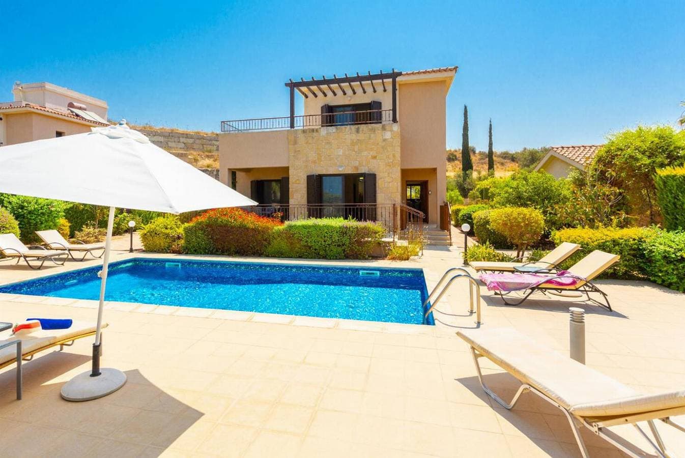 Foto 11 von 38: Villa für 6 Personen mit Garten