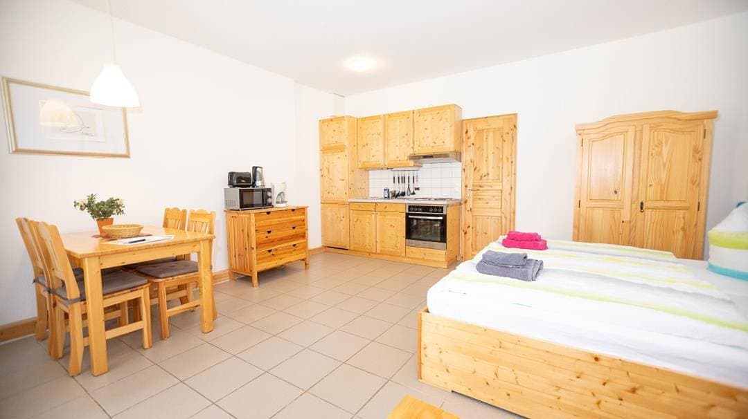 Foto 5 von 14: Ferienwohnung Forsthaus am Brocken, 35 qm, 1 Wohn-Schlafzimmer F1