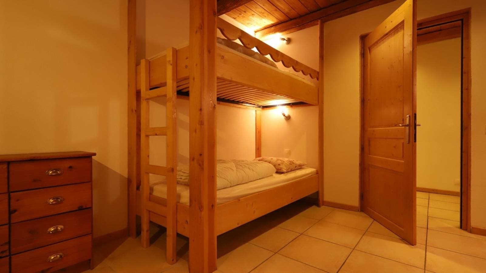 Foto 9 von 12: Appartement 'Chalet Alpaga 6' mit Bergblick, Gemeinschaftsgarten und WLAN
