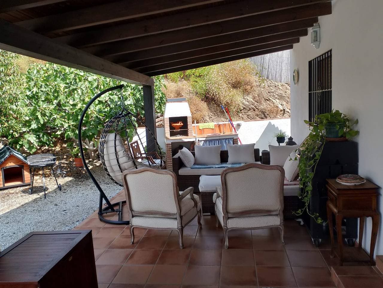 Foto 6 von 24: 'Casa Rural Cuesta Málaga' mit Bergblick, privatem Pool und Klimaanlage
