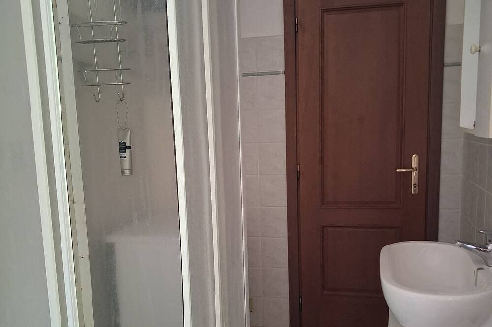Foto 9 von 20: Apartment in Del Mirto Holiday House with terrace overlooking the sea of Nora
