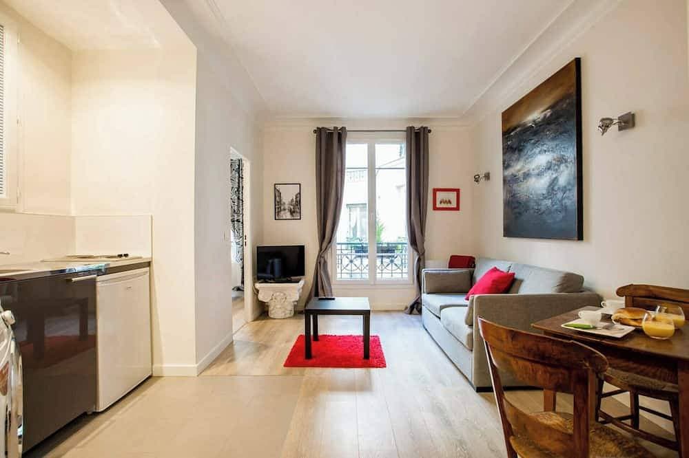 Modern arty flat close to Saint-Germain des Près 1