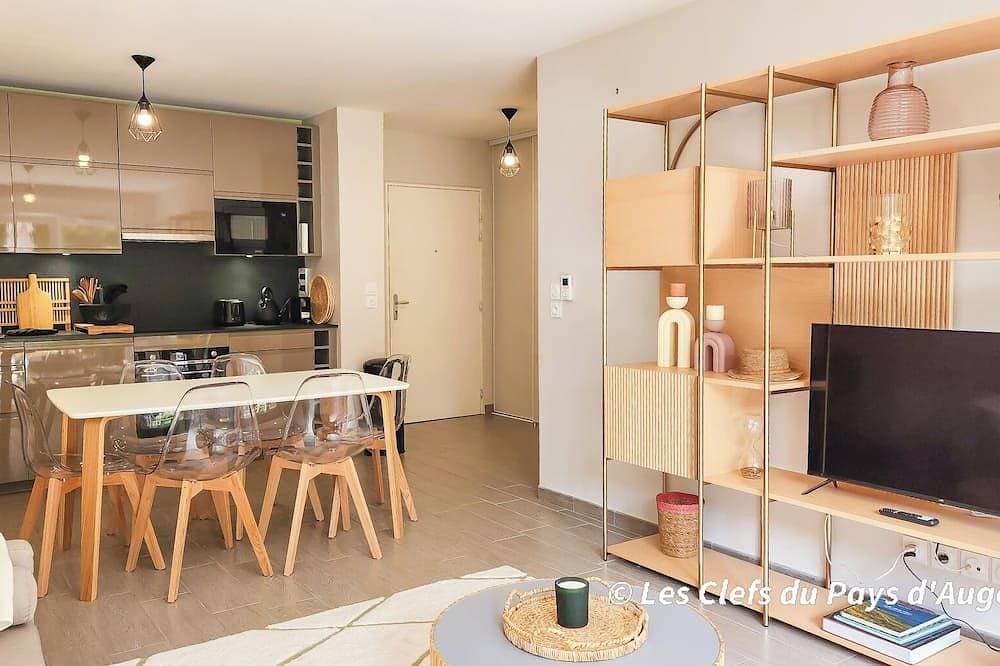 Foto 9 von 11: Superbe Appartement à 2 pas de la Mer, Rez-de-jardin, 2 Chambres, Parking Privé