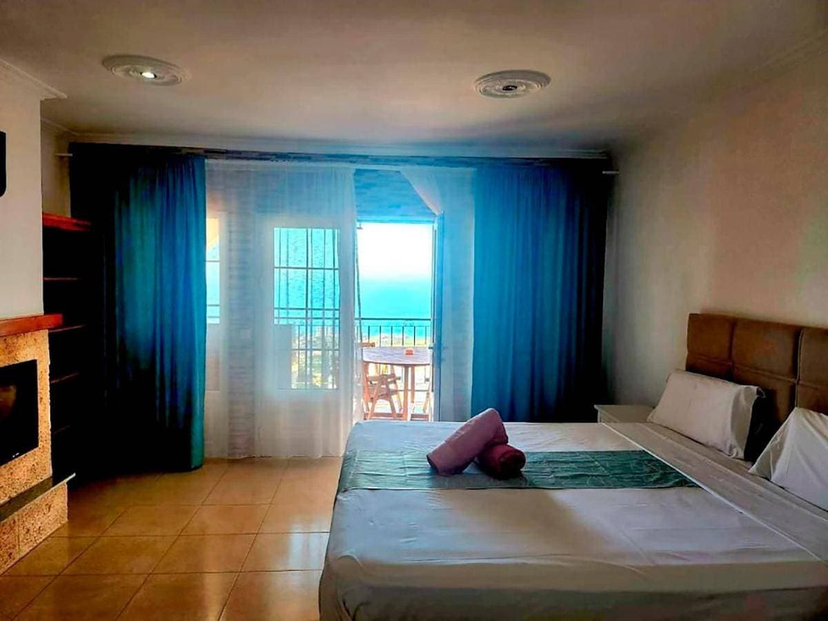 Foto 2 von 5: Villa Lucian en Adeje con Vistas al Atlántico
