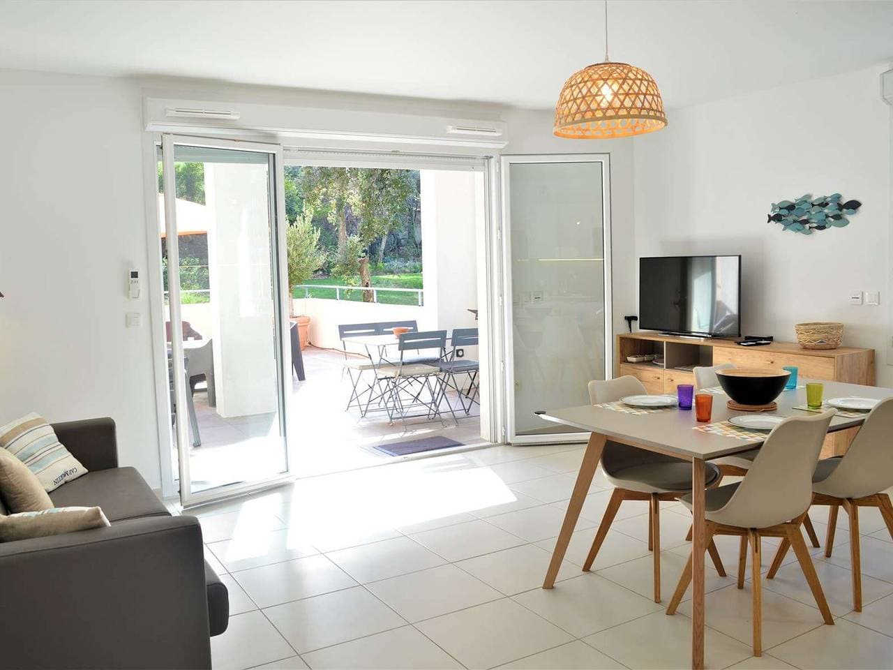 Foto 5 von 17: 3-Zimmer-Wohnung mit Pool, Terrasse und Parkplatz - 500m zum Strand, Cavalaire-sur-Mer
