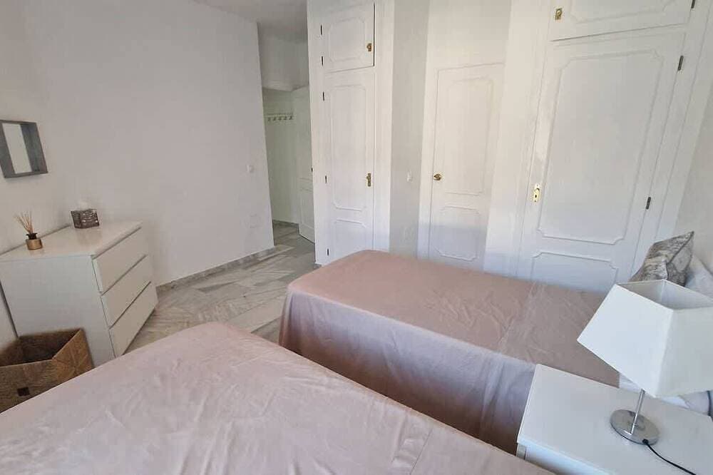 Foto 7 von 30: Sunny Calahonda Apartment with Pool & Walk to Beach