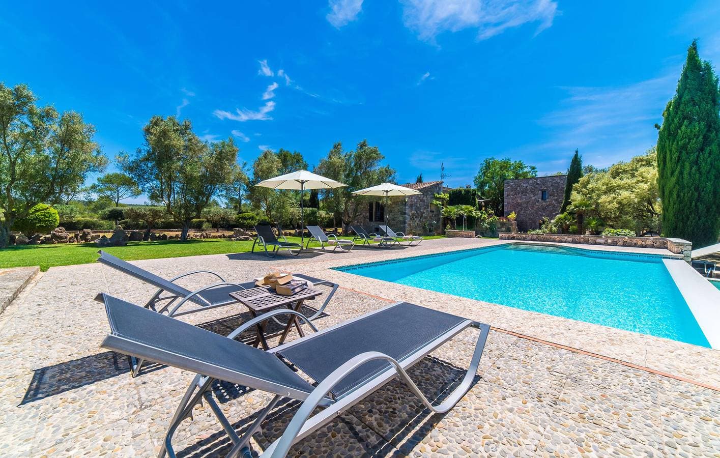 Foto 9 von 50: Gemütliche Terrassenwohnung mit Pool und Grill