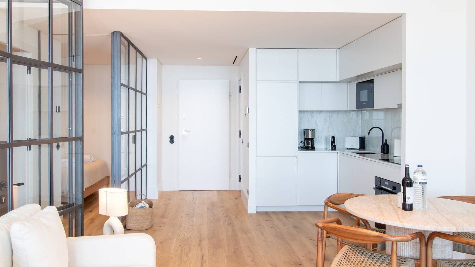 Foto 12 von 42: Ferienwohnung für 4 Personen mit Meerblick