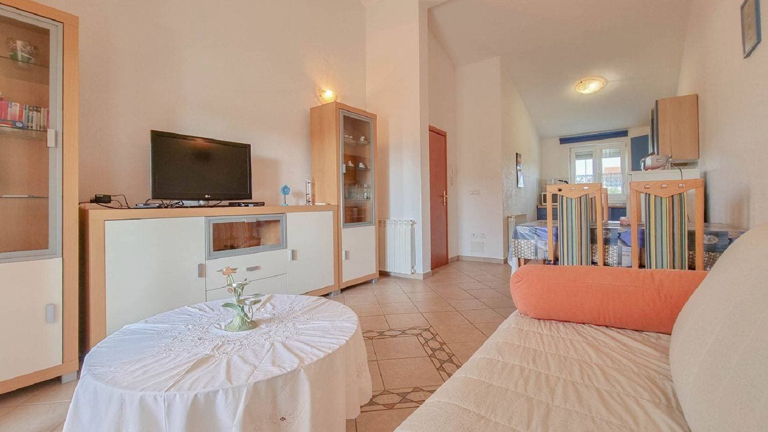 Foto 13 von 34: Hundefreundliches Apartment mit privatem Balkon, Waschmaschine, Klima, WiFi