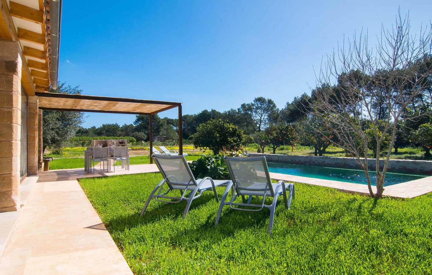 Foto 10 von 47: Appartement am Strand mit Pool und WiFi - 1,5km bis Sa Marjal