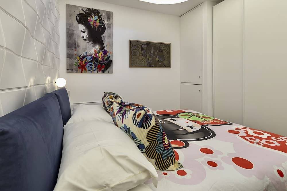 Foto 2 von 30: ClickSardinien Amare Penthouse mit Whirlpool auf Terrasse am Meer