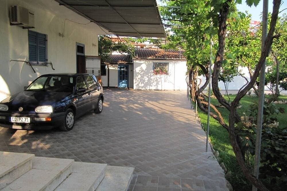 Foto 5 von 25: Studioapartment in Sućuraj mit Meerblick, Balkon, Klimaanlage, W-Lan (3560-4)